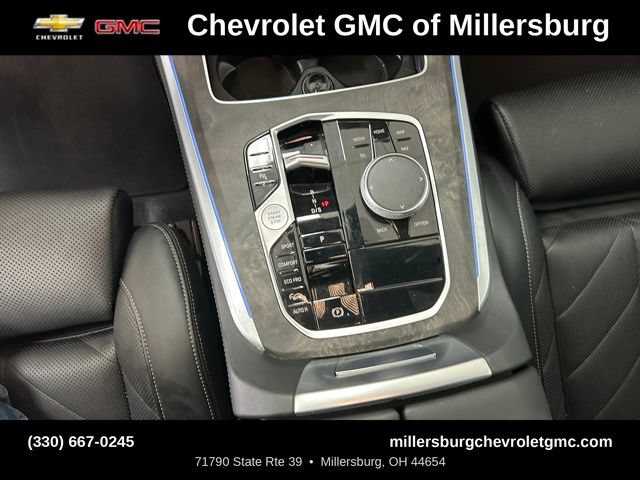 Used 2024 BMW X5 xDrive40i w/ Parking Assistance Package AWD/4WD image 25