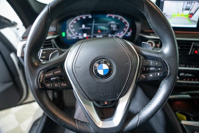 Used 2023 BMW 530i xDrive w/ Convenience Package image 16