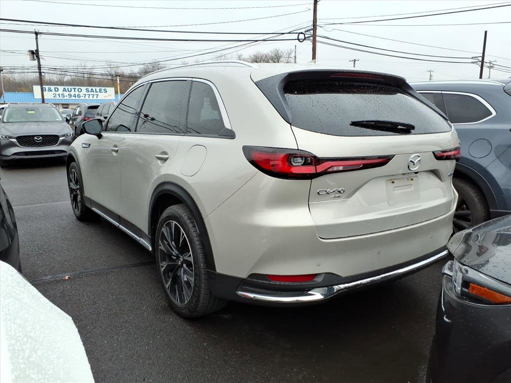 Certified 2024 MAZDA CX-90 Plug-In Hybrid w/ Premium Pkg image 3