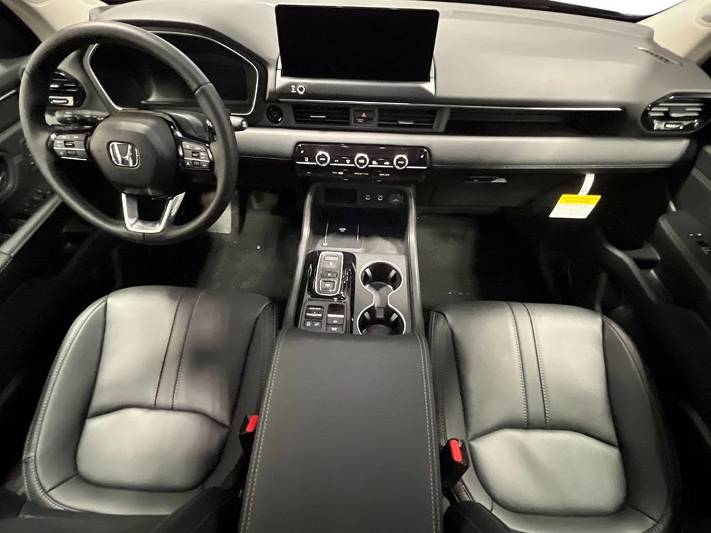 New 2026 Honda Pilot Touring image 16