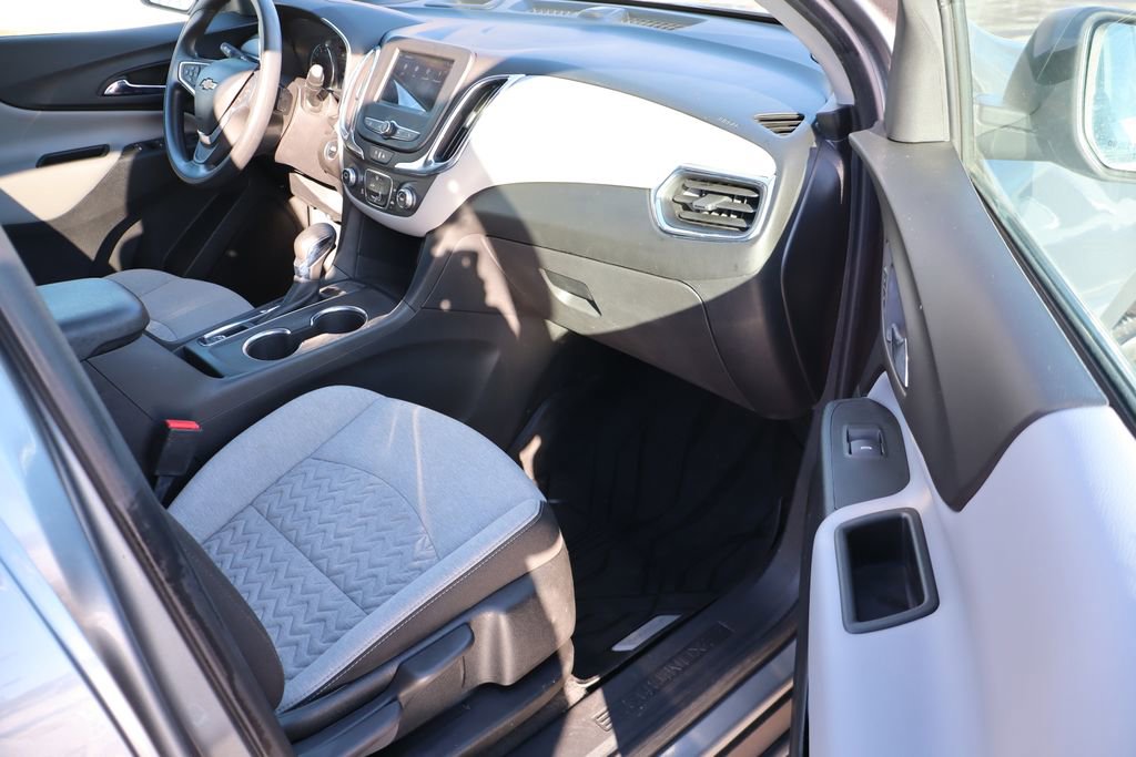 Used 2023 Chevrolet Equinox LS w/ LS Convenience Package image 41