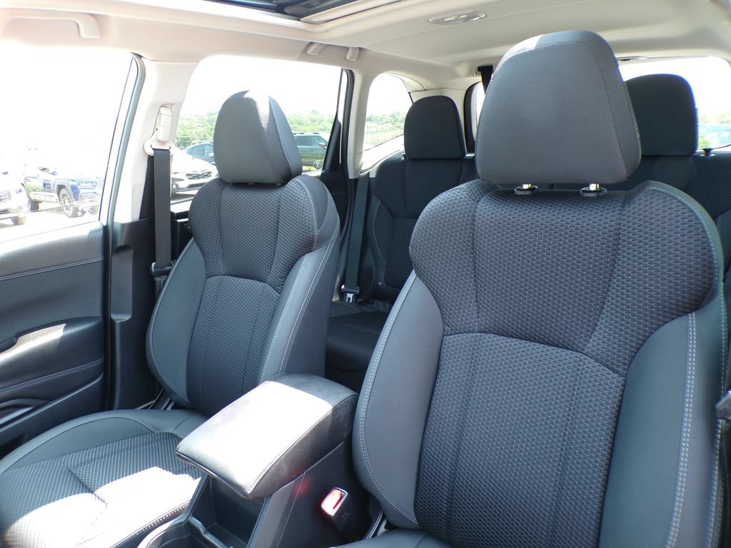 Used 2023 Subaru Forester Premium AWD/4WD image 11