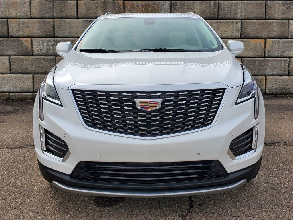 Certified 2023 Cadillac XT5 Premium Luxury w/ LPO, Floor Liner Package AWD/4WD image 5