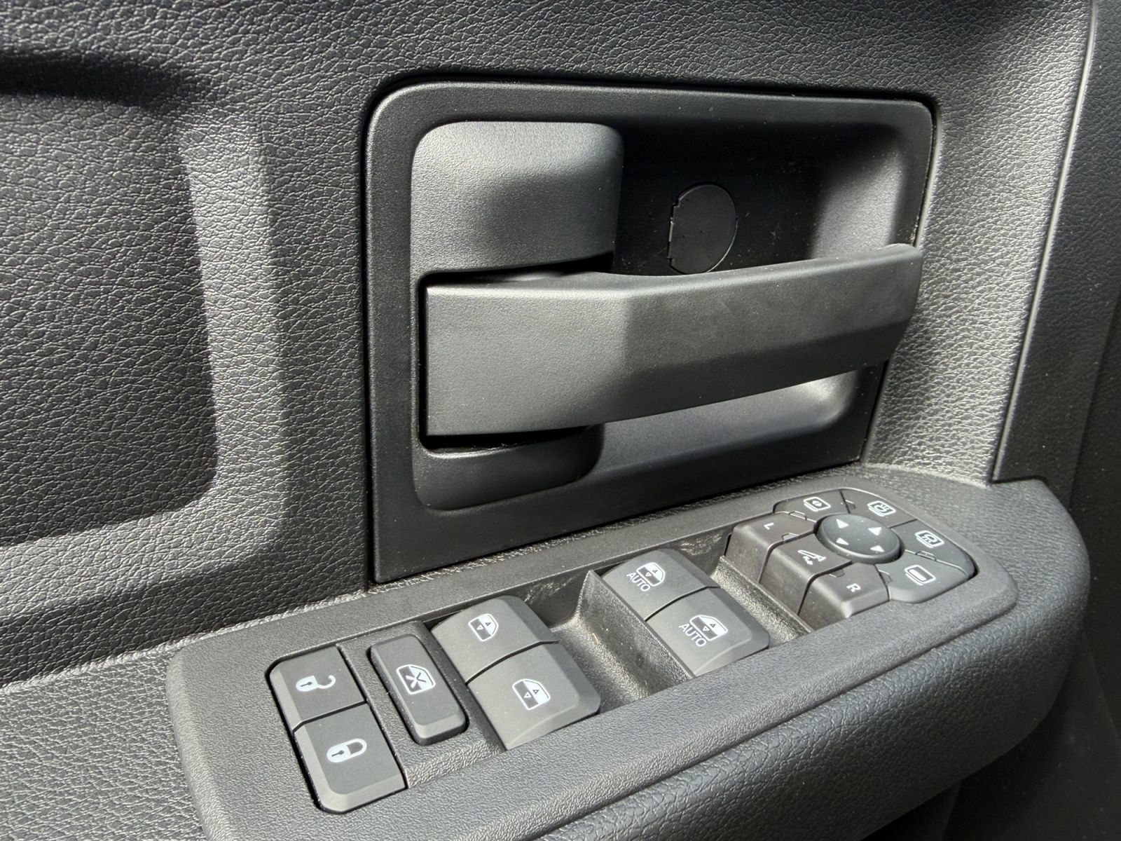 New 2026 RAM 2500 Tradesman AWD/4WD image 17