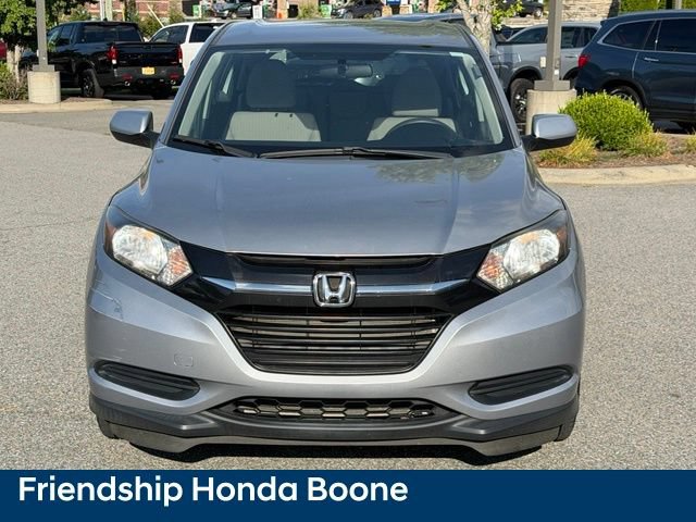 Used 2017 Honda HR-V LX image 2