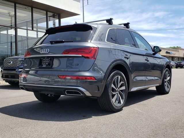 Used 2023 Audi Q5 2.0T Premium Plus w/ Premium Plus Package AWD/4WD image 3