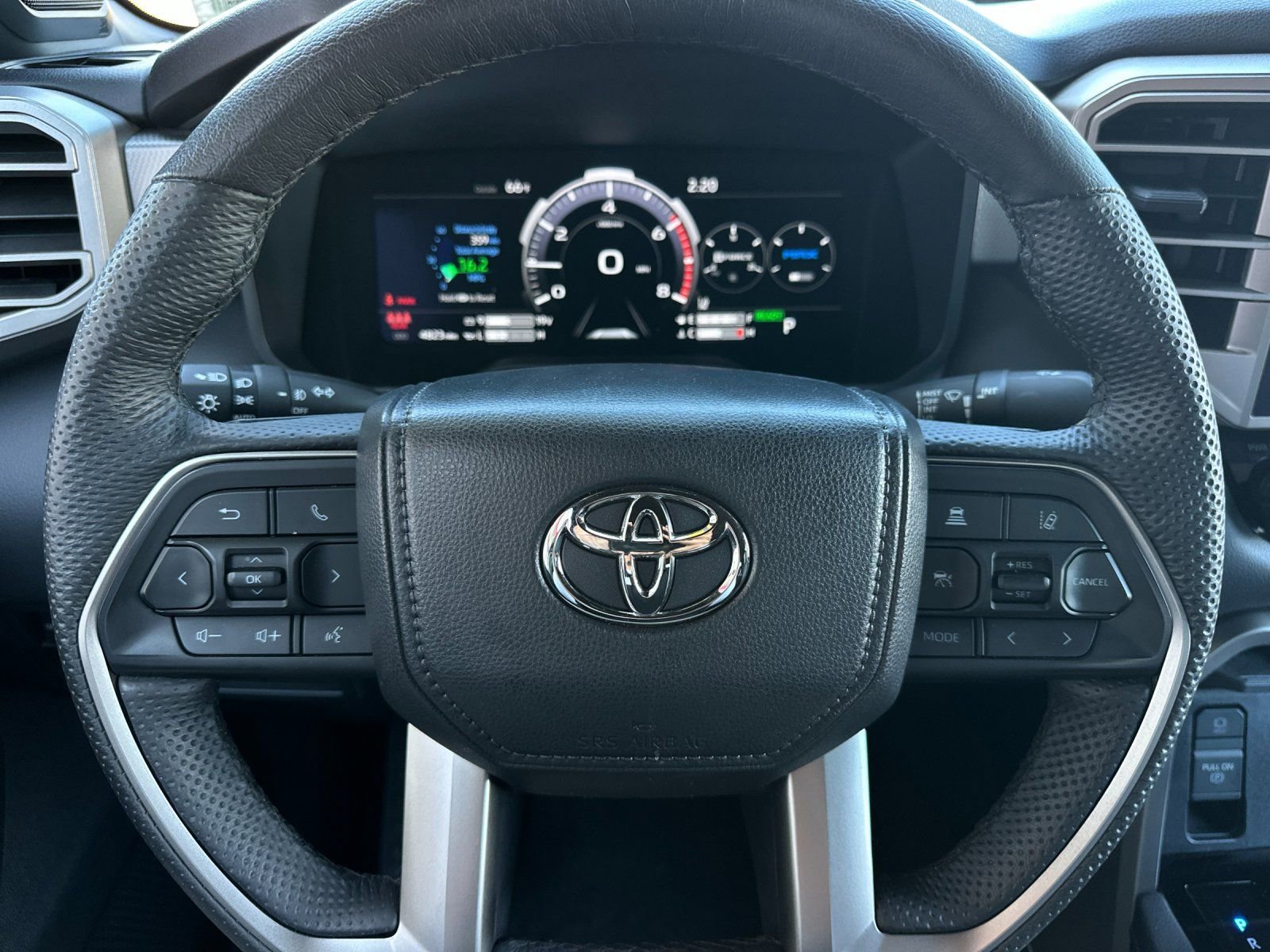 Used 2025 Toyota Tundra Limited RWD image 18