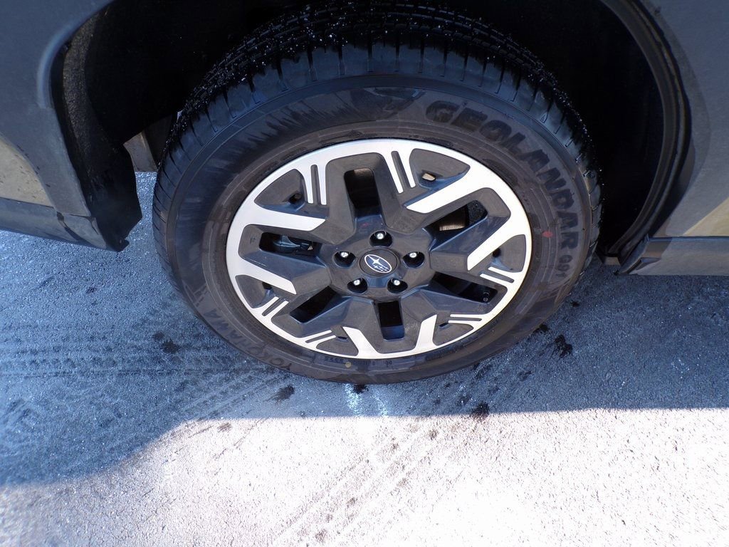 Certified 2026 Subaru Forester Premium image 7