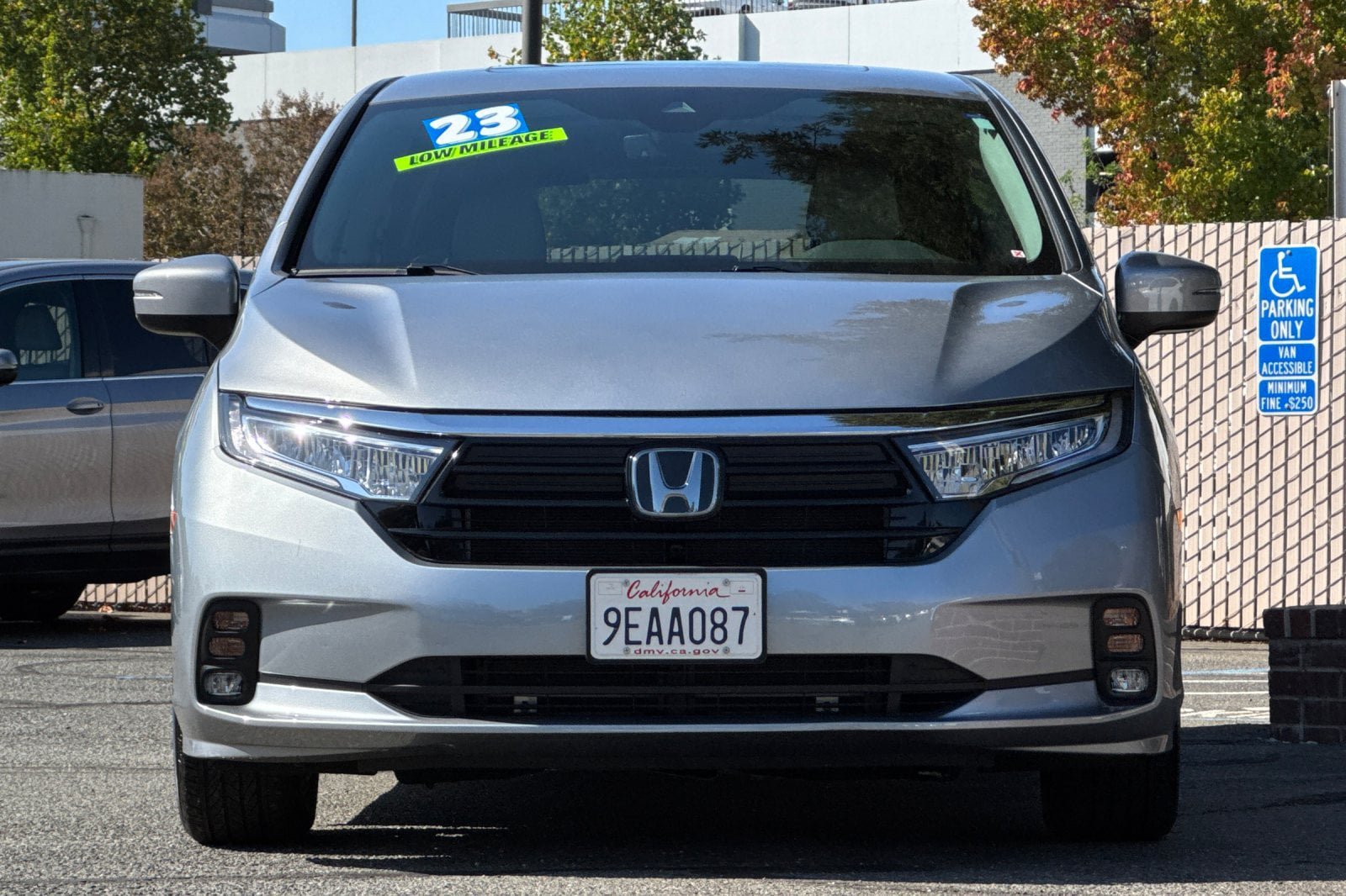 Used 2023 Honda Odyssey EX-L image 6