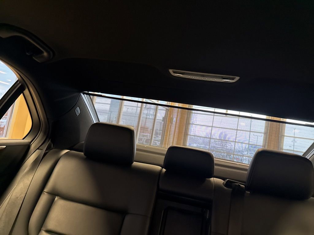 Used 2014 Mercedes-Benz E 350 4MATIC Sedan image 31