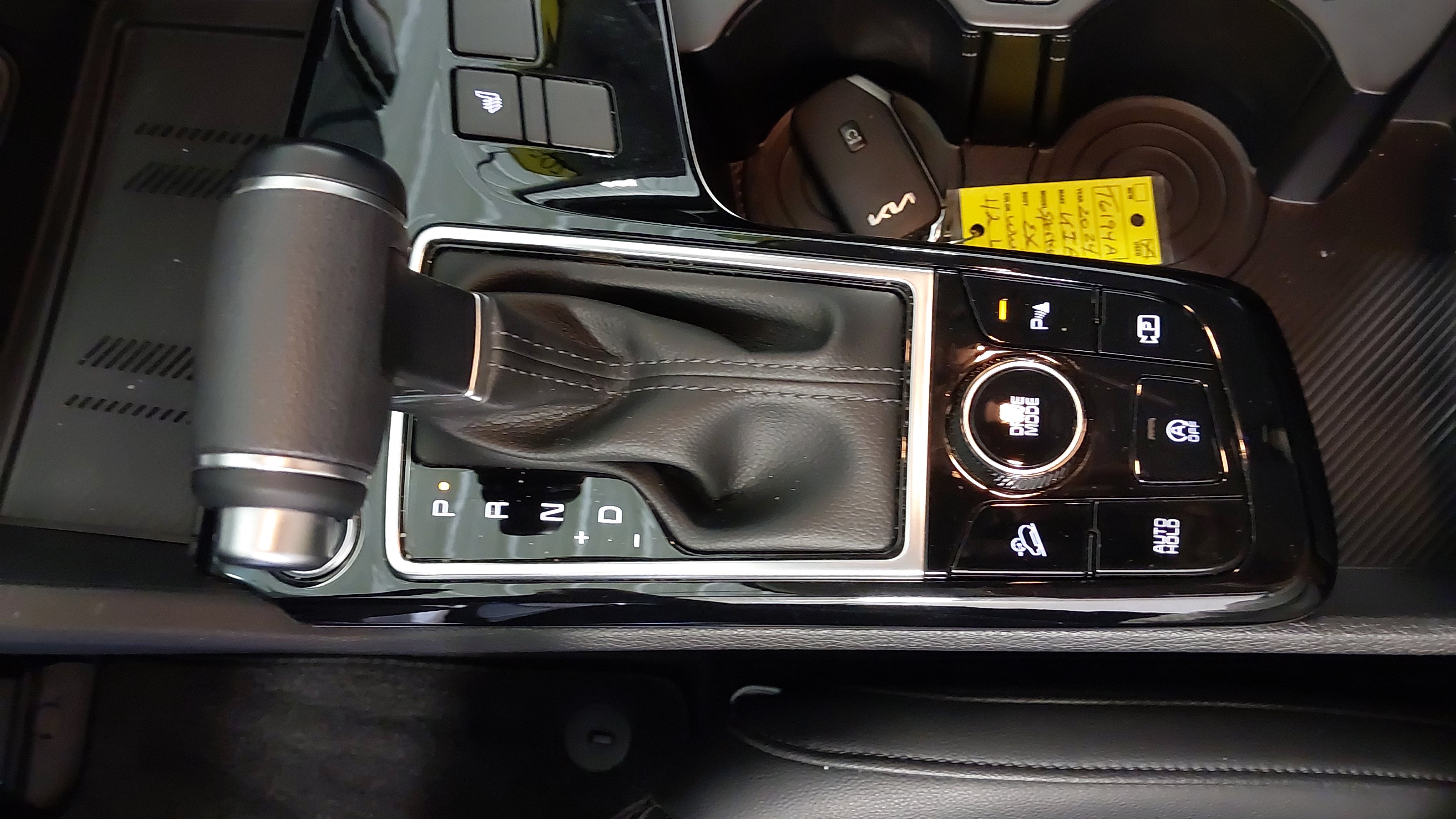 Used 2024 Kia Sportage EX FWD image 21