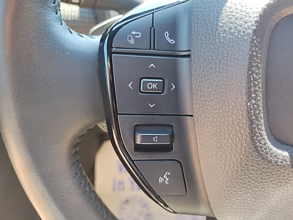 Certified 2023 Subaru Solterra AWD image 28