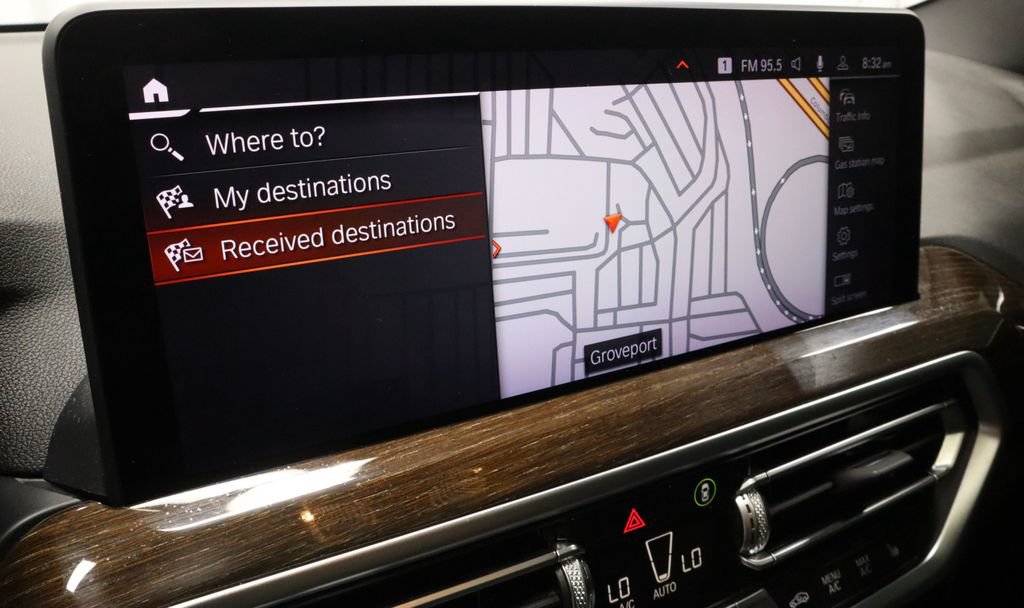 Used 2023 BMW X3 xDrive30i w/ Premium Package AWD/4WD image 2