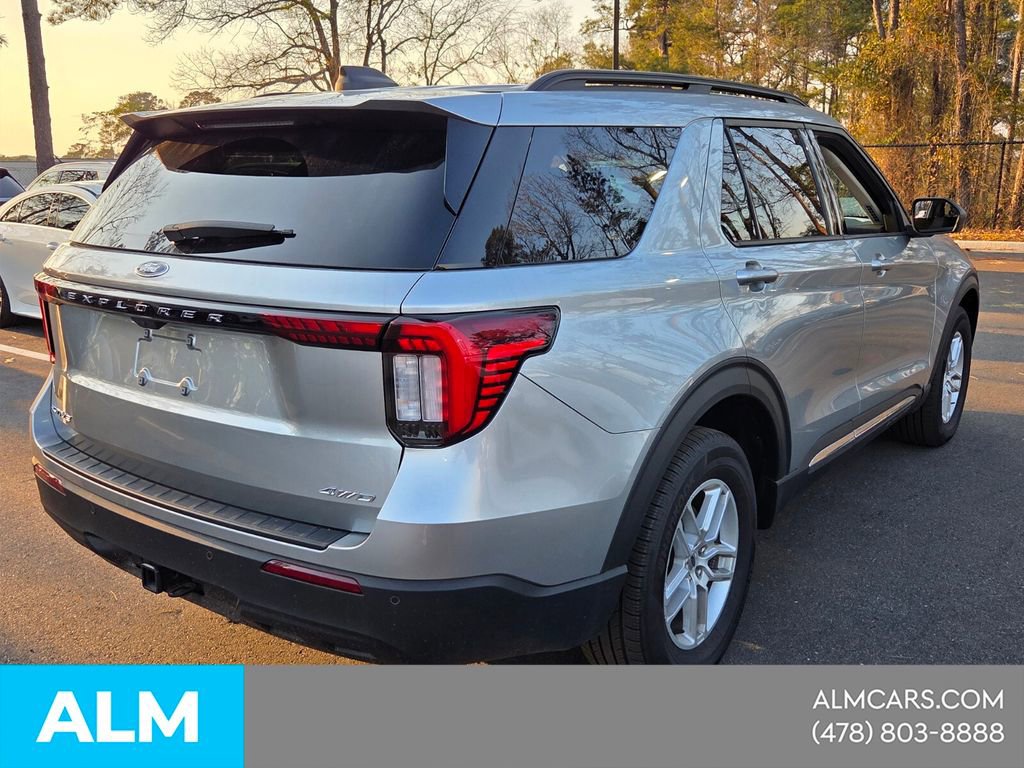 Used 2025 Ford Explorer Active image 7