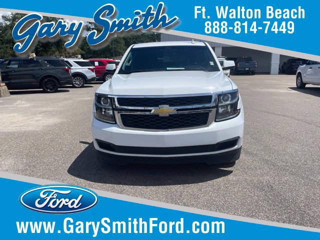 Used 2019 Chevrolet Suburban LS RWD image 1
