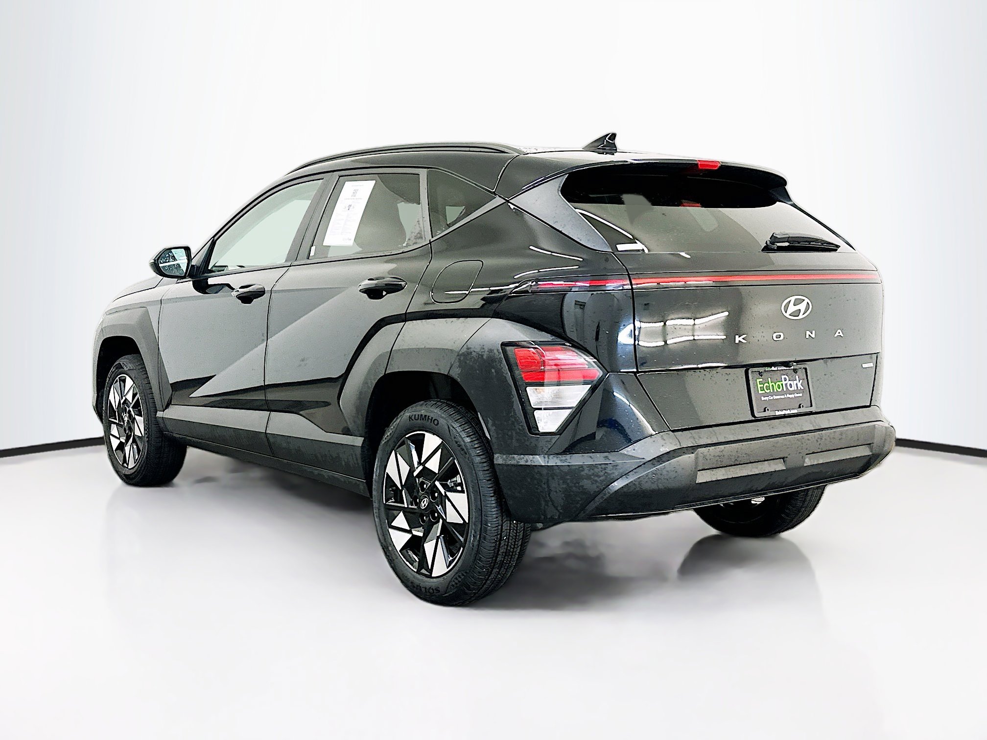 Used 2025 Hyundai Kona SEL image 5