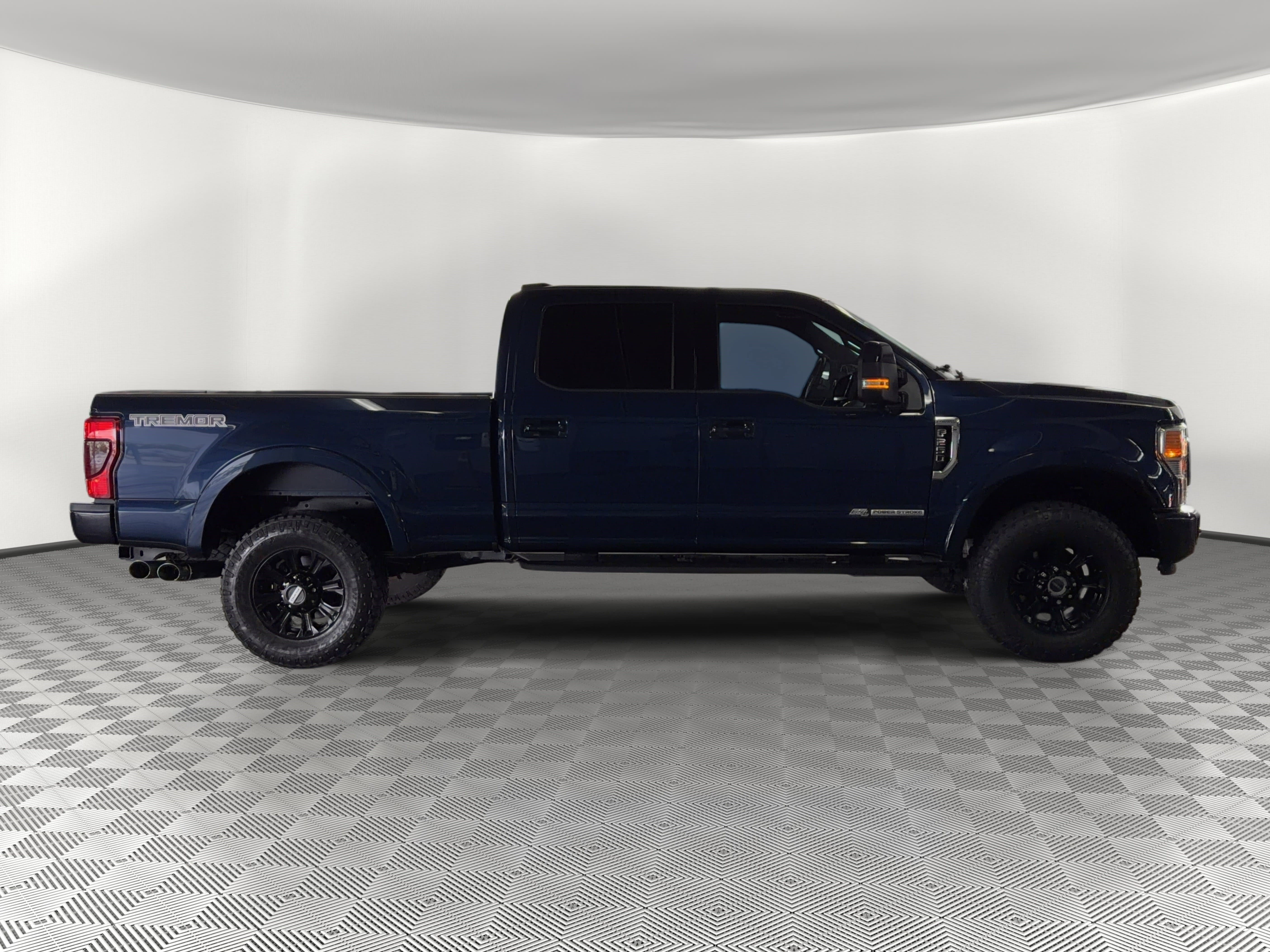 Used 2022 Ford F250 Lariat w/ Tremor Off-Road Package image 8
