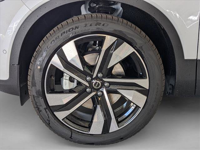 New 2026 Volvo XC40 B5 Ultra w/ Climate Package AWD/4WD image 10