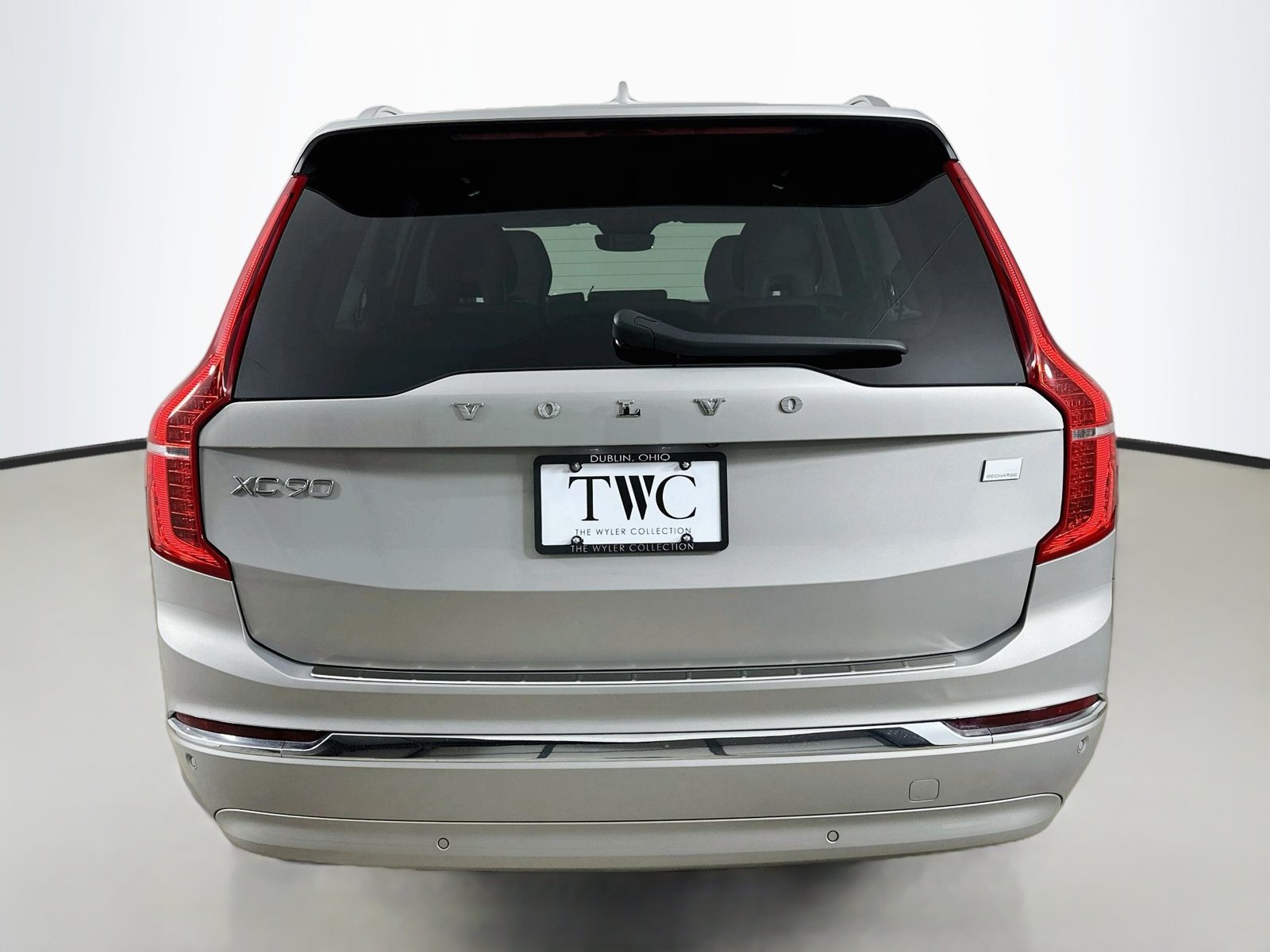 Used 2023 Volvo XC90 T8 Ultimate w/ Protection Package Premier AWD/4WD image 6