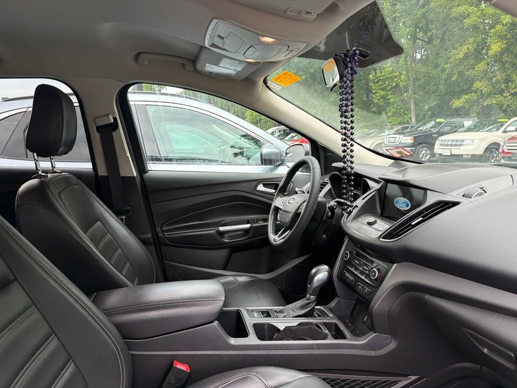 Used 2019 Ford Escape SEL AWD/4WD image 5