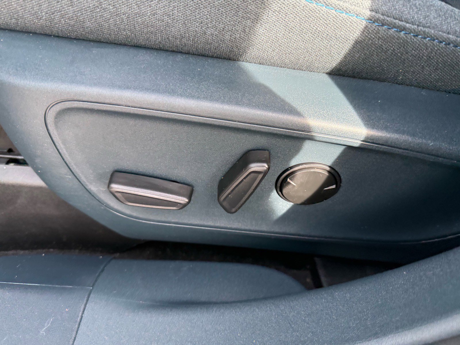 Used 2025 Ford Maverick XLT w/ Equipment Group 301A image 15