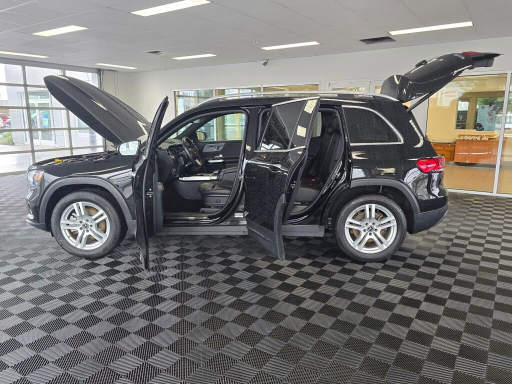 Used 2023 Mercedes-Benz GLB 250 4MATIC image 19