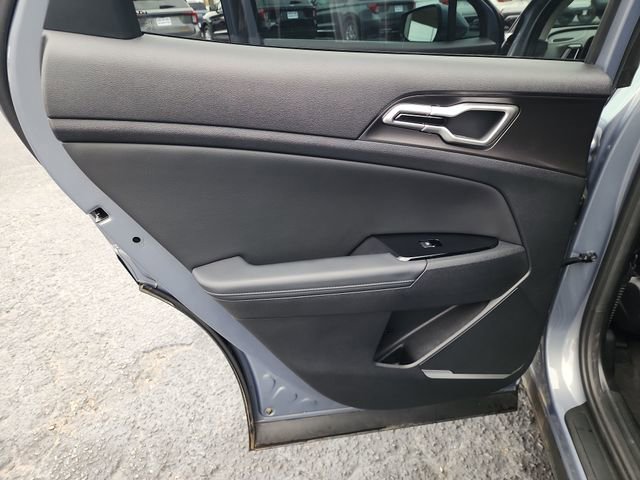 Used 2025 Kia Sportage EX w/ Premium Package image 30