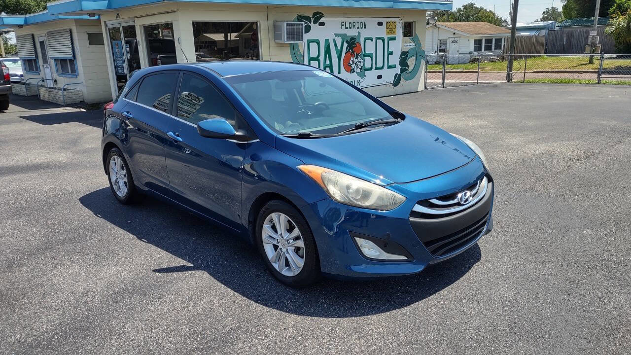 Used 2014 Hyundai Elantra GT image 3