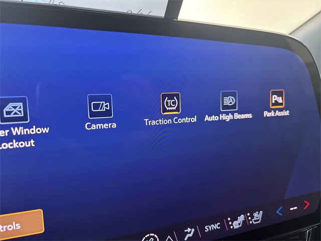 Certified 2025 Chevrolet Blazer EV RS image 31