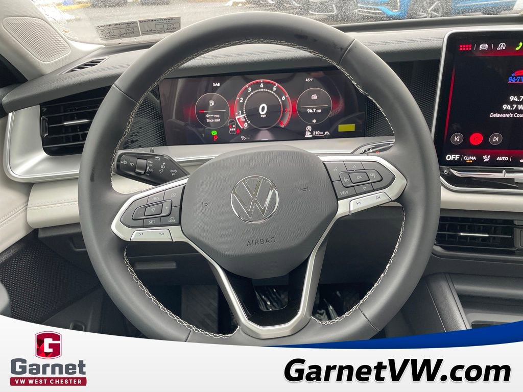 New 2026 Volkswagen Tiguan SE image 14