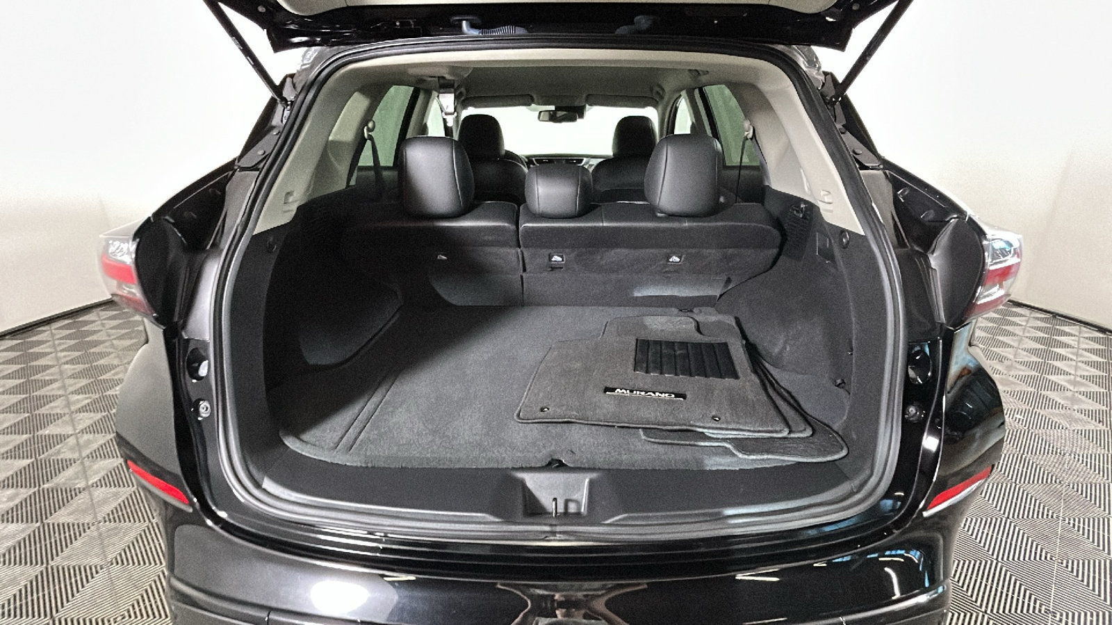 Used 2024 Nissan Murano SV w/ SV Midnight Edition Package AWD/4WD image 31