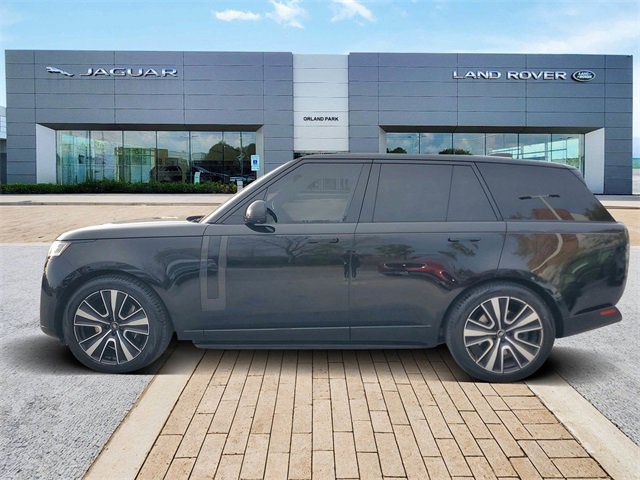 Certified 2023 Land Rover Range Rover SE image 8