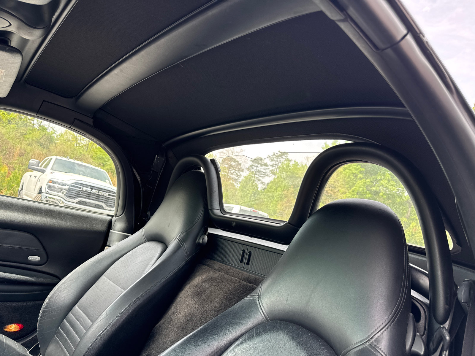 Used 2000 Porsche Boxster RWD image 10