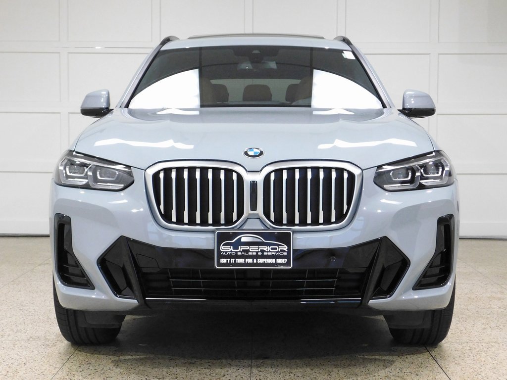 Used 2024 BMW X3 xDrive30i image 3