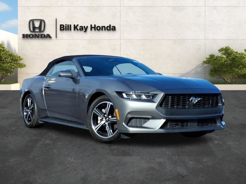 Used 2024 Ford Mustang Premium image 5