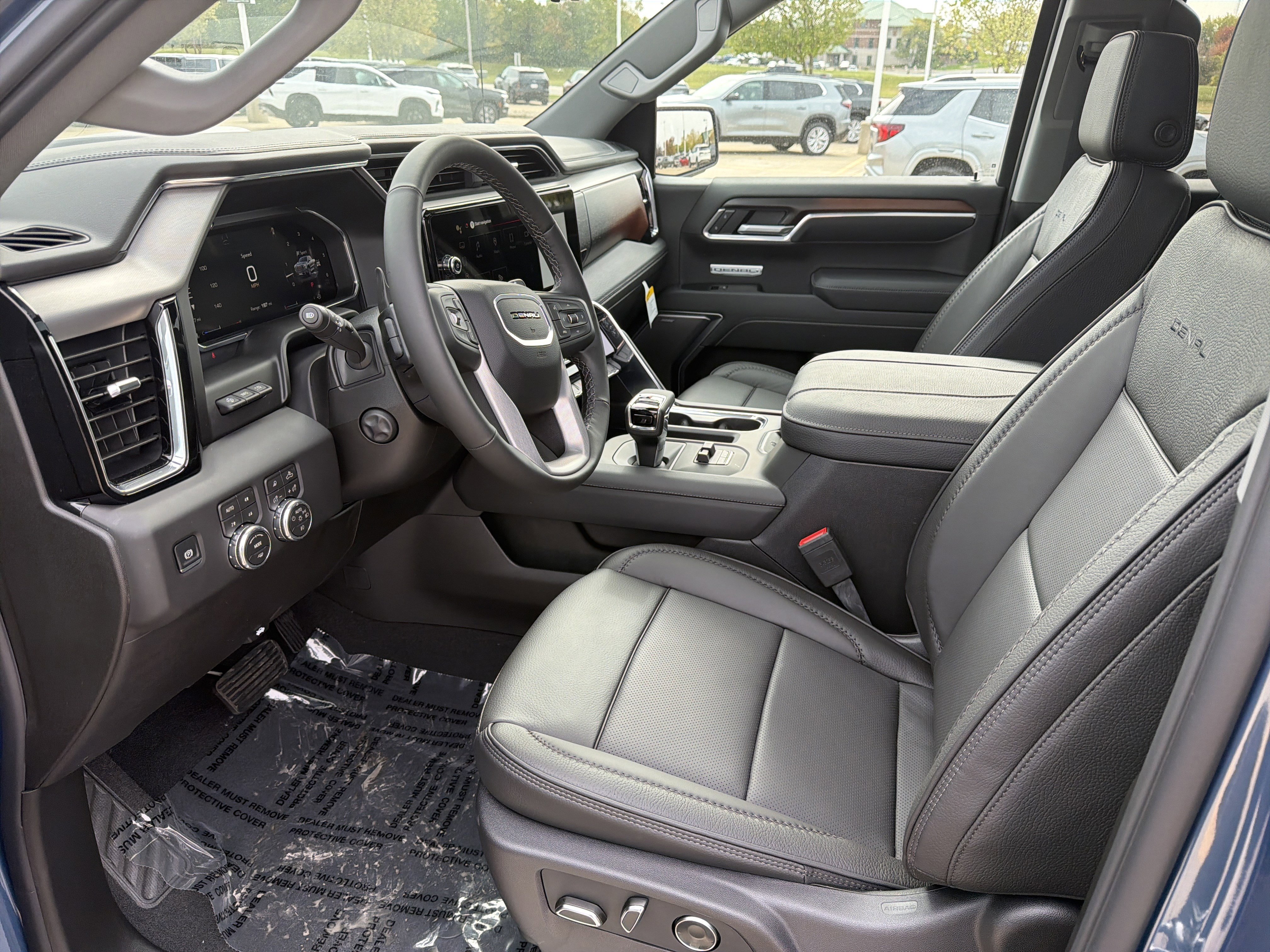 New 2026 GMC Sierra 1500 Denali w/ Denali Reserve Package image 14