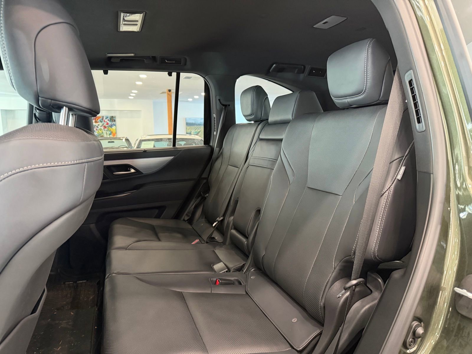 Used 2024 Lexus LX 600 F Sport image 7