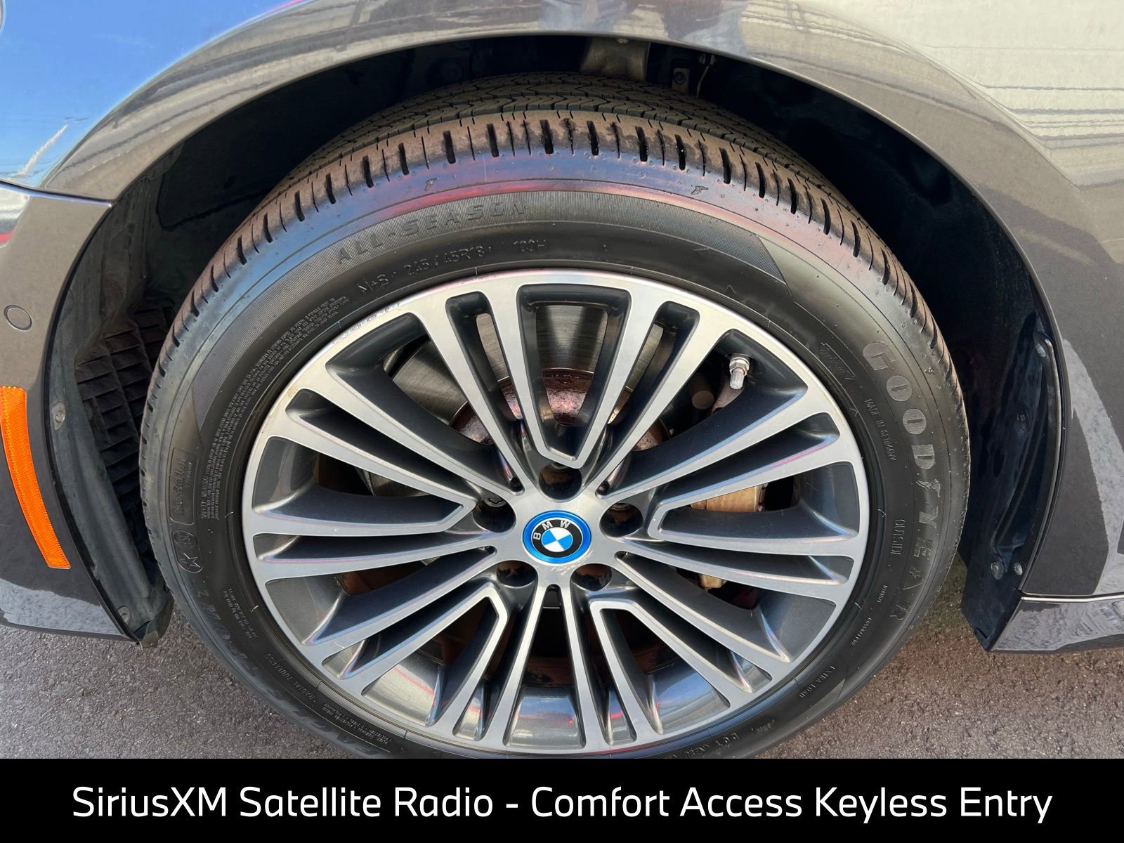 Used 2018 BMW 530e RWD image 15
