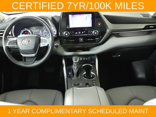 Used 2023 Toyota Highlander XLE AWD/4WD image 15
