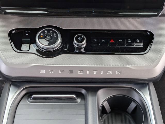 New 2026 Ford Expedition Active AWD/4WD image 31