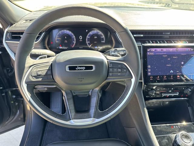 New 2025 Jeep Grand Cherokee Limited RWD image 23