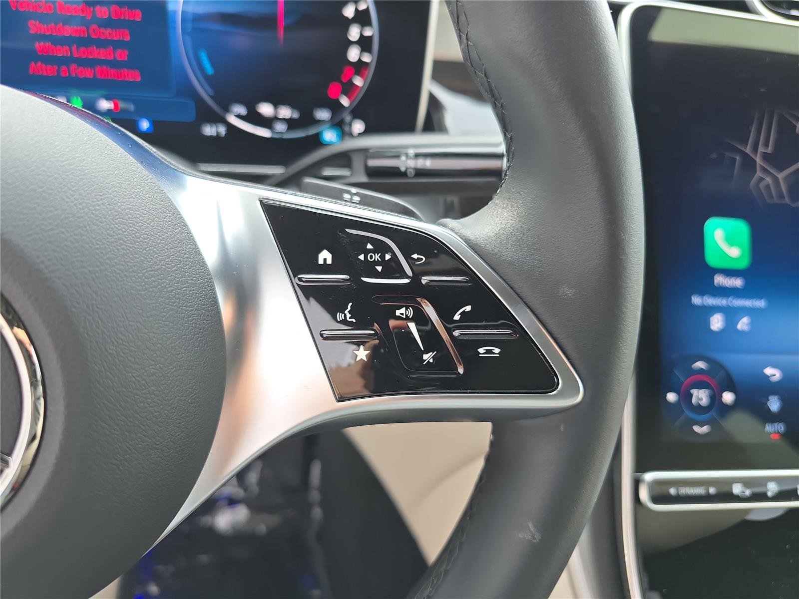 Used 2025 Mercedes-Benz GLC 350e GLC 350e image 29