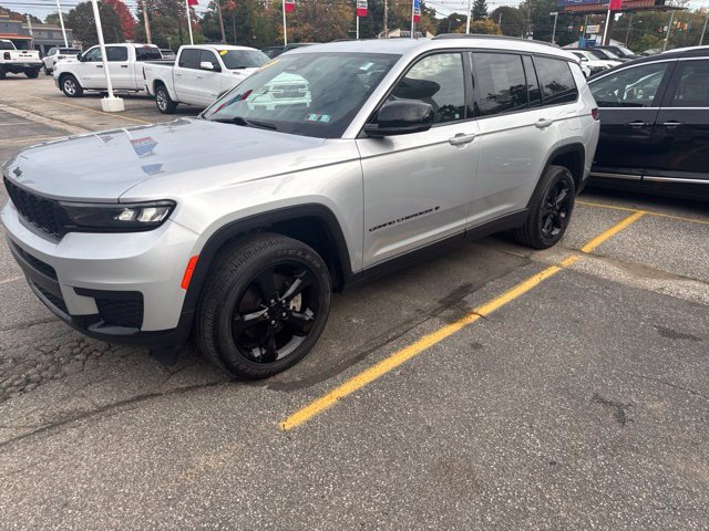 Used 2023 Jeep Grand Cherokee L Altitude