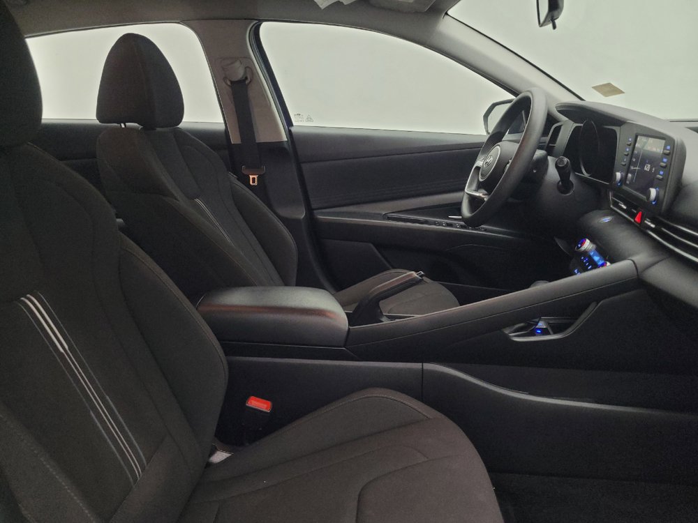 Used 2021 Hyundai Elantra SEL FWD image 21