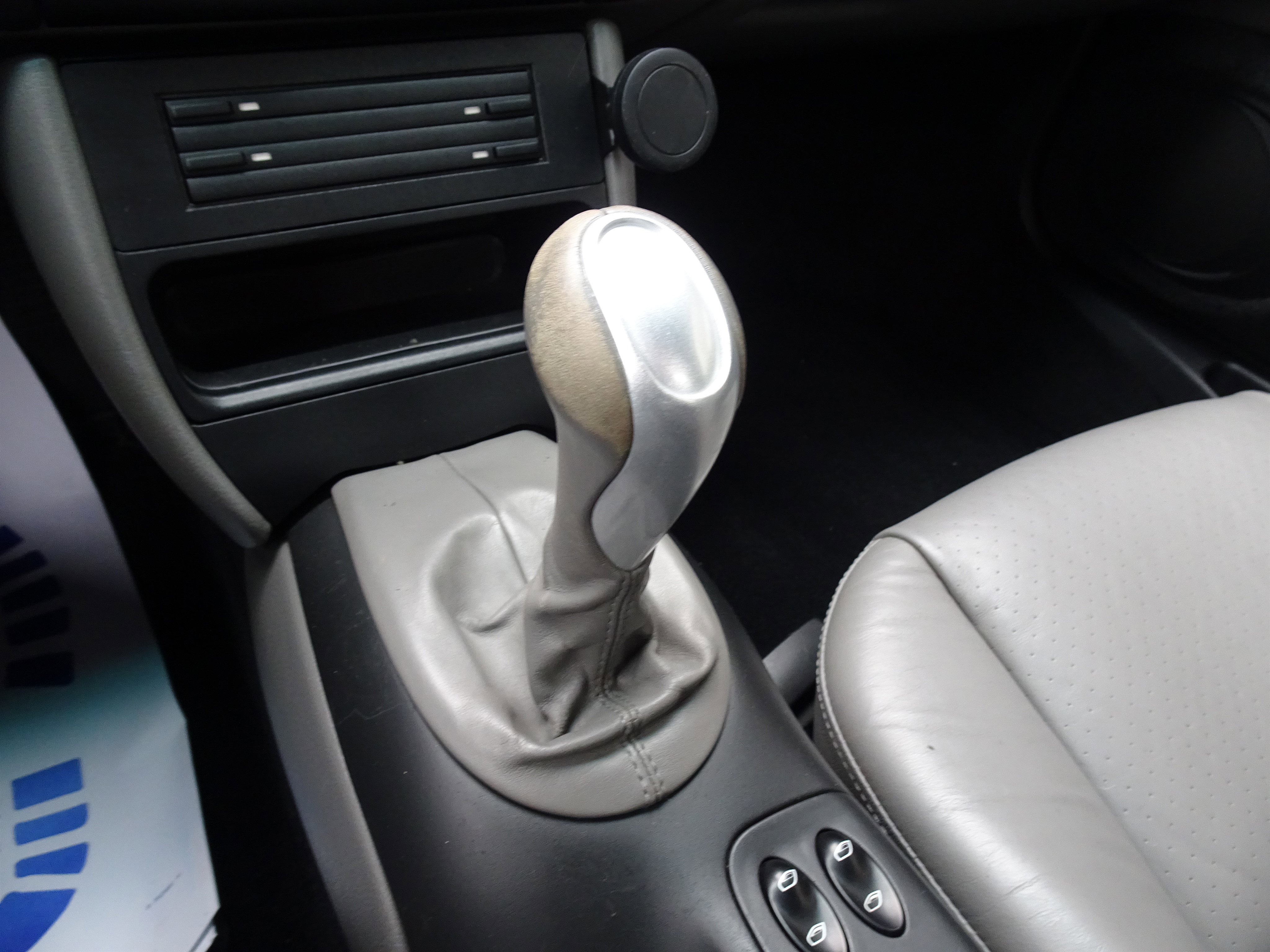 Used 2003 Porsche Boxster image 19