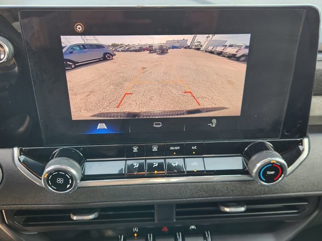 Used 2024 Chevrolet Colorado Trail Boss w/ Advanced Trailering Package AWD/4WD image 17