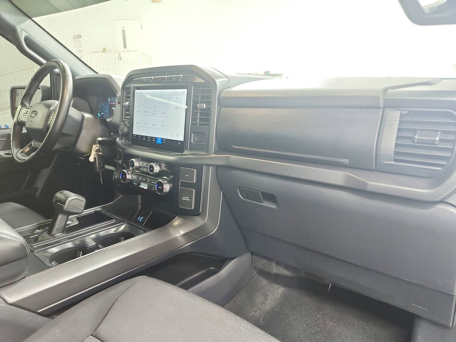 Used 2024 Ford F150 XLT AWD/4WD image 37