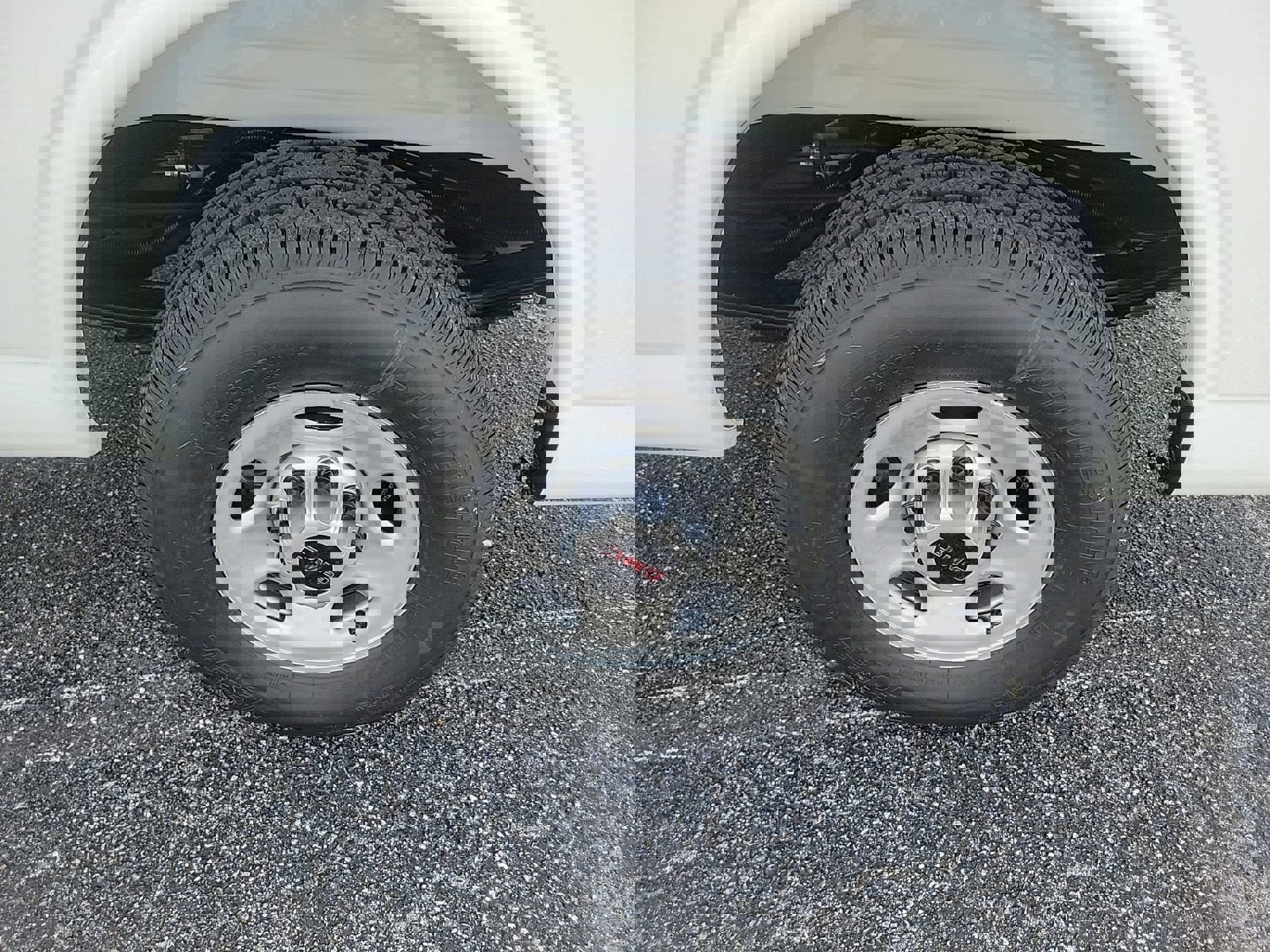 New 2025 GMC Savana 2500 Extended w/ Driver Convenience Package image 13