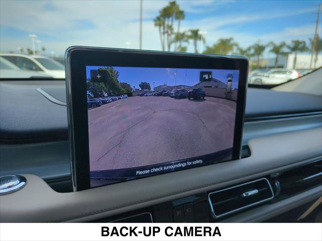 Used 2023 Lincoln Aviator 2WD w/ Class IV Trailer Tow Package image 19