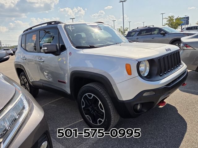 Used 2017 Jeep Renegade Trailhawk AWD/4WD image 6